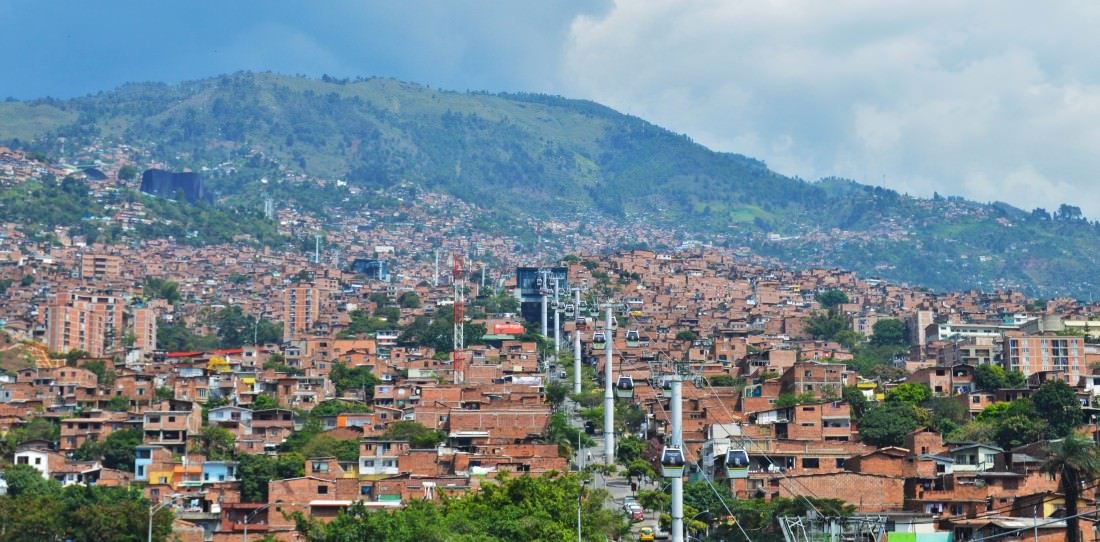backpacking colombia - medellin cable car system