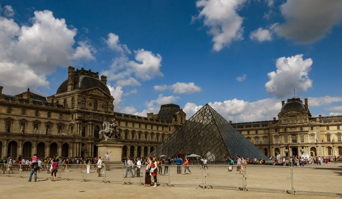 The Louvre - Paris on a backpacking budget