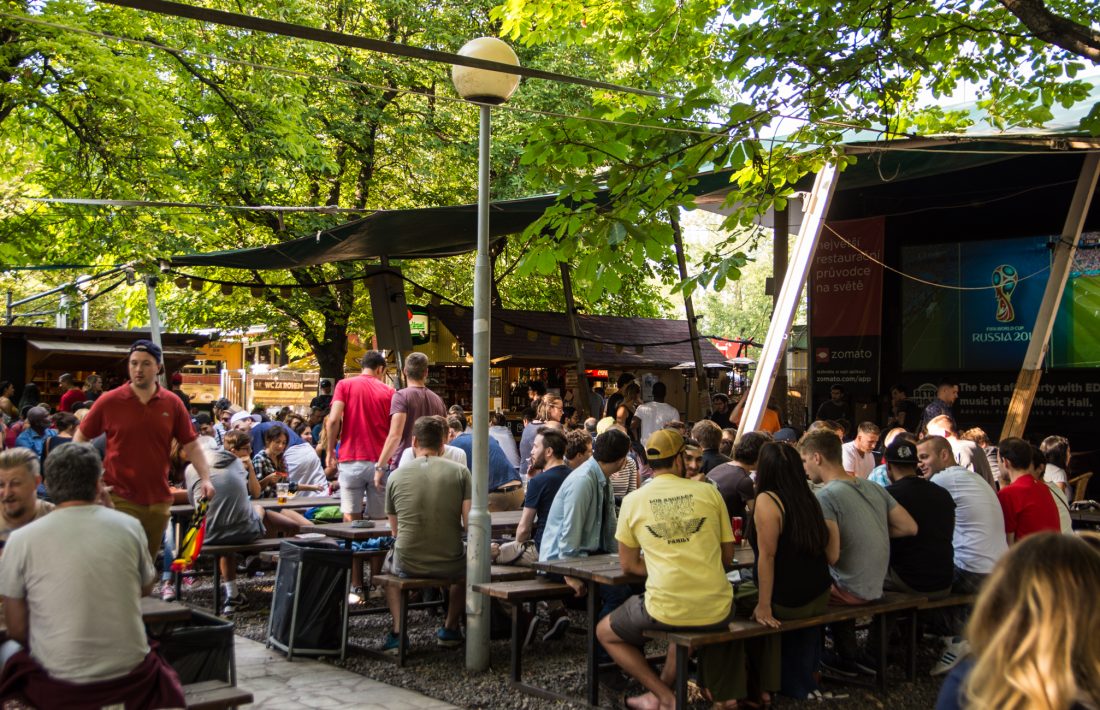 where to drink beer in Prague - Riegrovy Sady beer garden