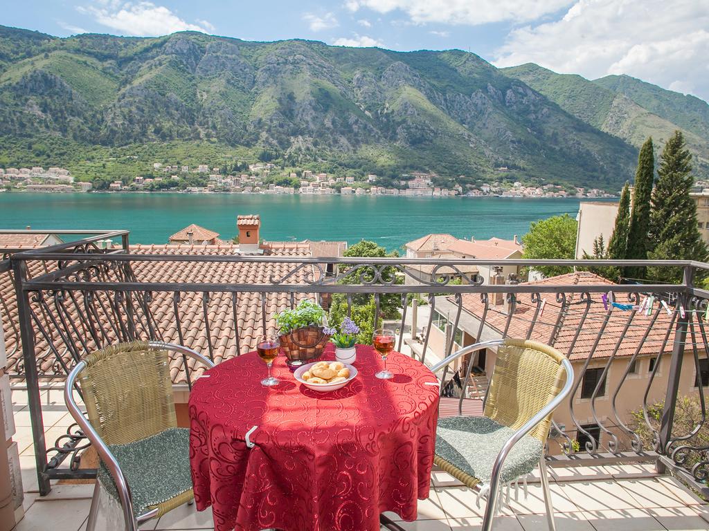 the best hotels in Kotor