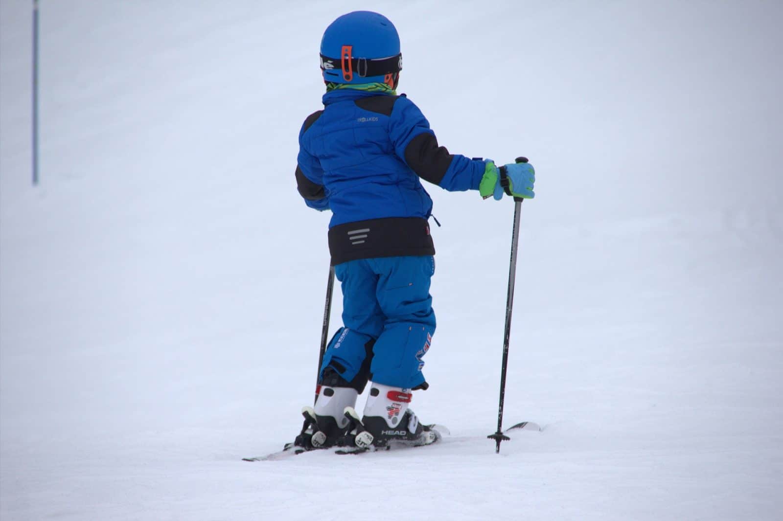 kid skiing spain ski resorts