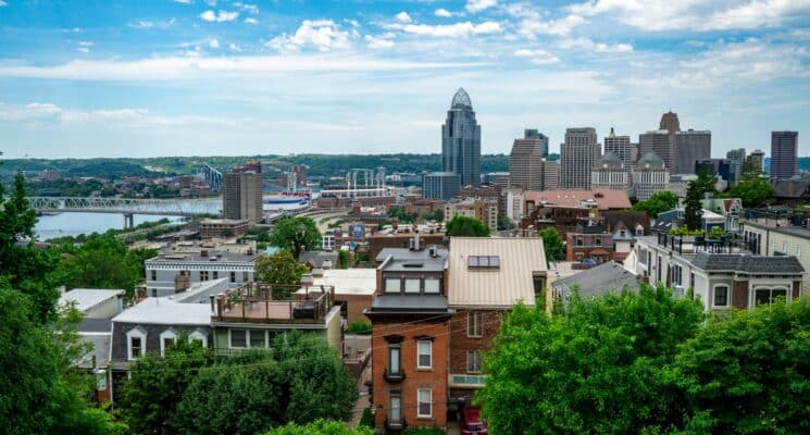 Cincinnati skyline during the summer.